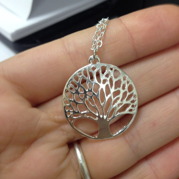 Tree of Life Necklace Silver Tone New - Picture 2 of 3